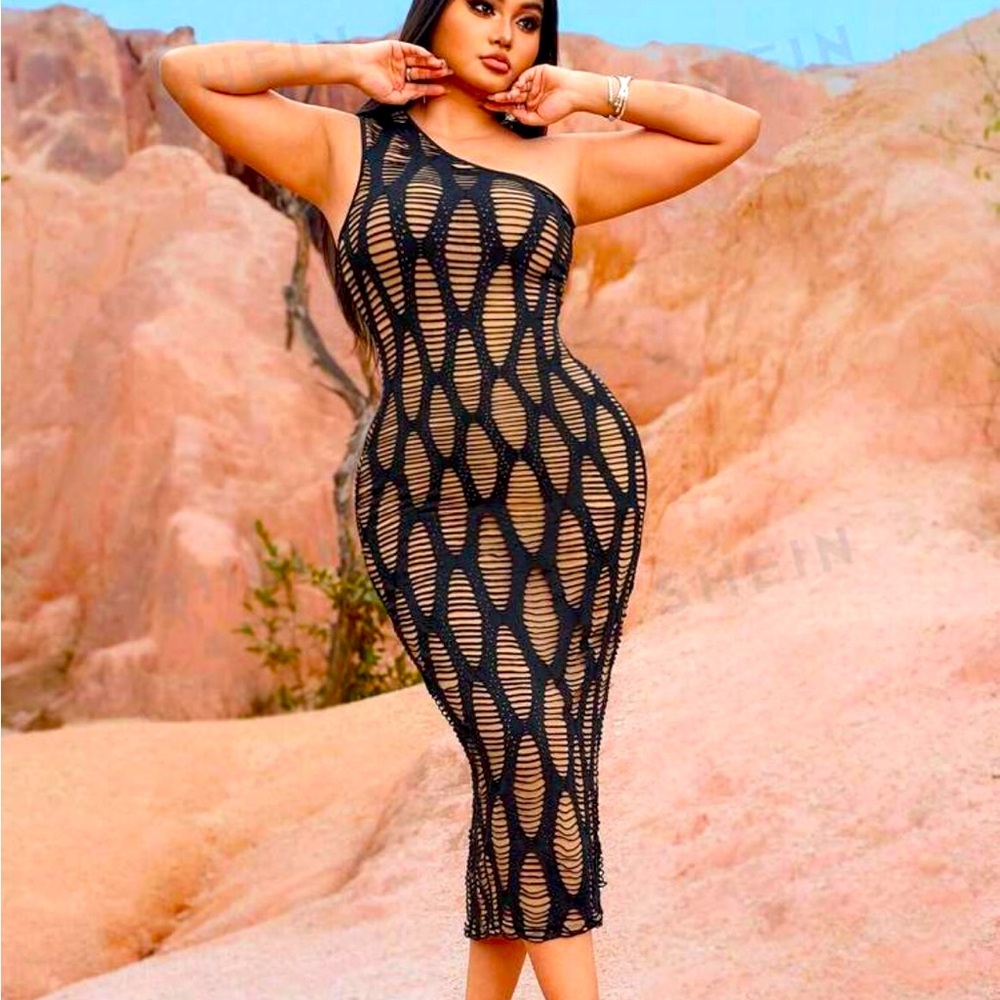 SHEIN SXY One-Shoulder Plus Size Dress